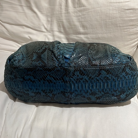 Vintage Lai Pamela Blue Python Handbag - Picture 2 of 6